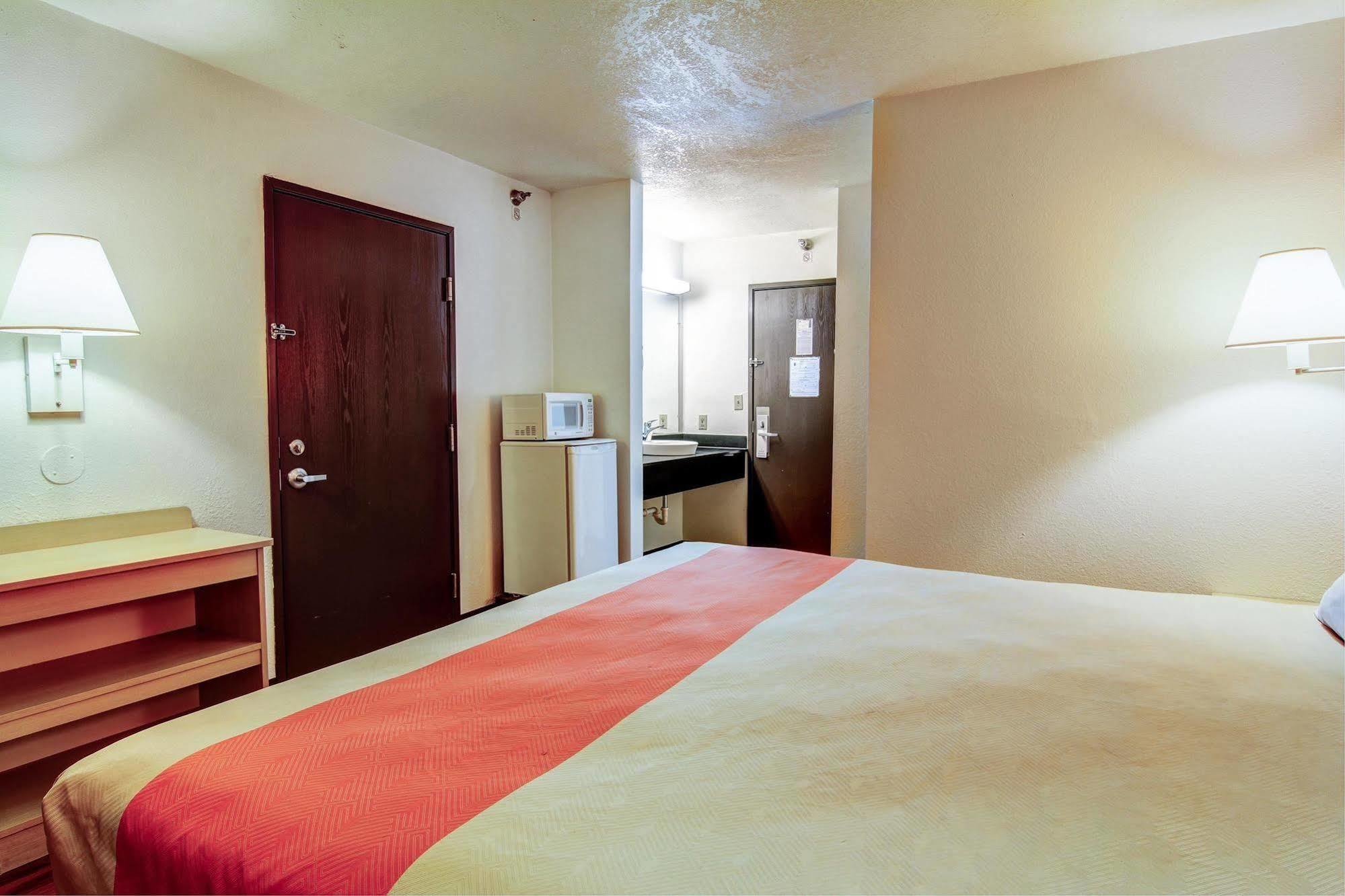 Motel 6-Columbia, Mo - East Zewnętrze zdjęcie